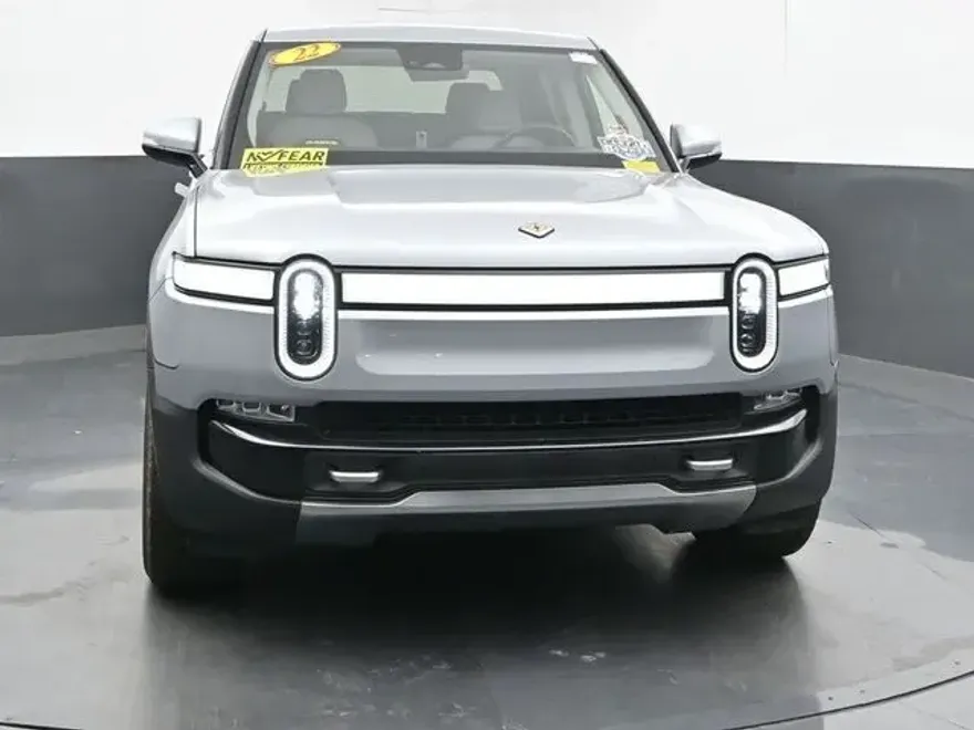 2022 Rivian R1T Adventure photo 1