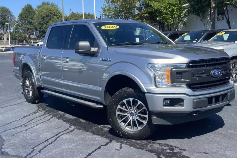 2020 Ford F-150 XLT photo 1