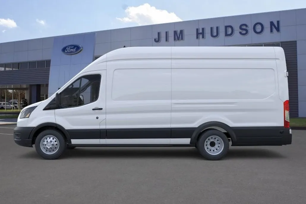 2025 Ford Transit photo 1
