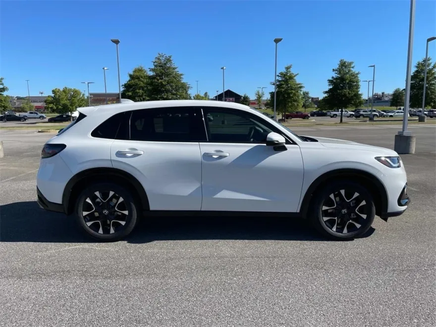 2026 Honda HR-V EX-L photo 1