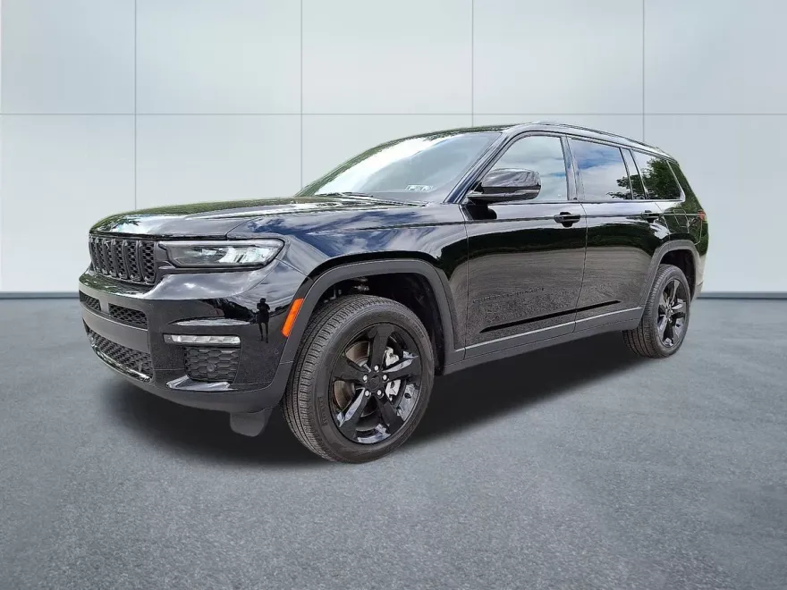2025 Jeep Grand Cherokee Limited photo 1
