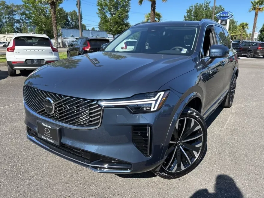 2026 Volvo XC90 B5 Plus photo 1