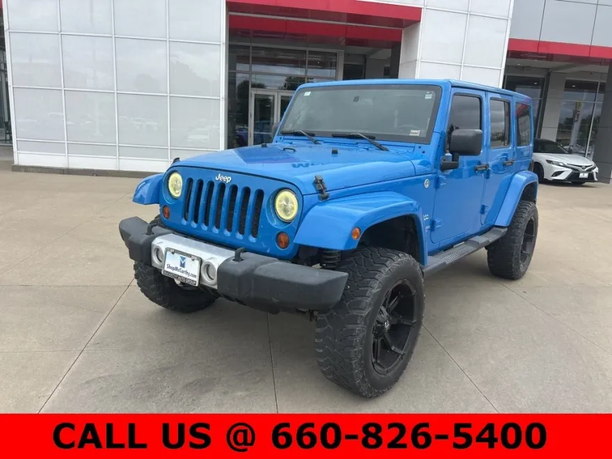 2011 Jeep Wrangler Unlimited Sahara photo 1