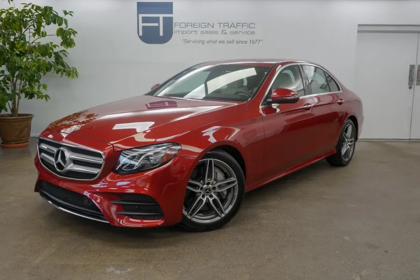 2019 Mercedes Benz E 4MATIC photo 1