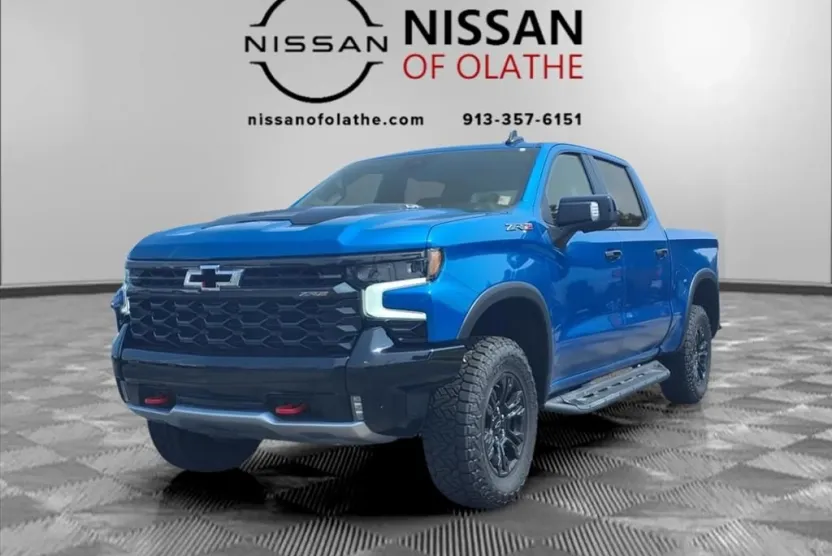 2023 Chevrolet Silverado 1500 ZR2 photo 1