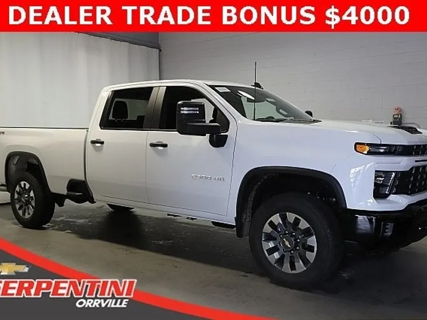 2025 Chevrolet Silverado 2500HD Custom photo 1