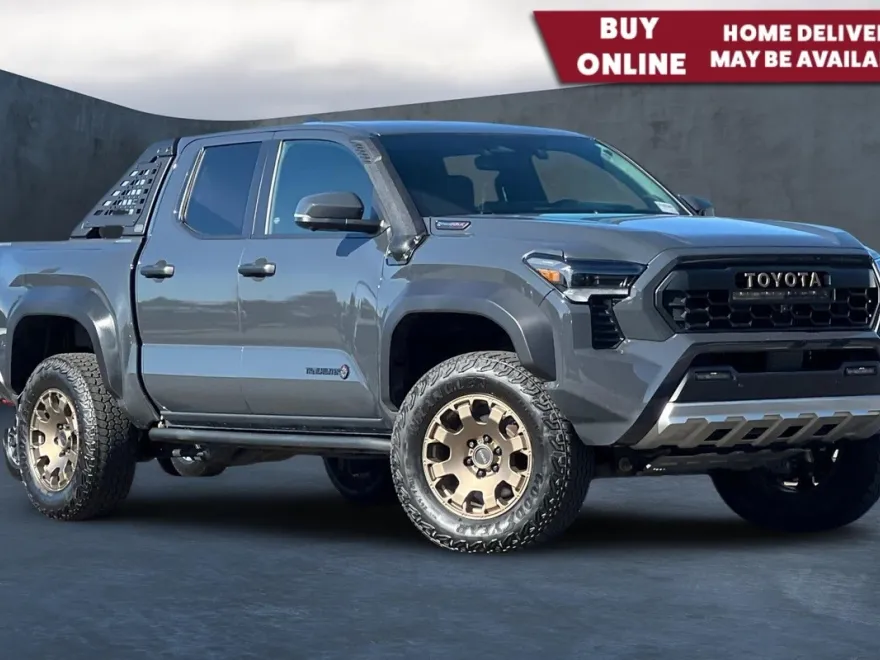 2024 Toyota Tacoma TRD Sport photo 1