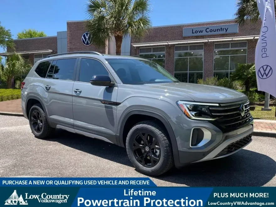 2026 Volkswagen Atlas Peak Edition SE photo 1