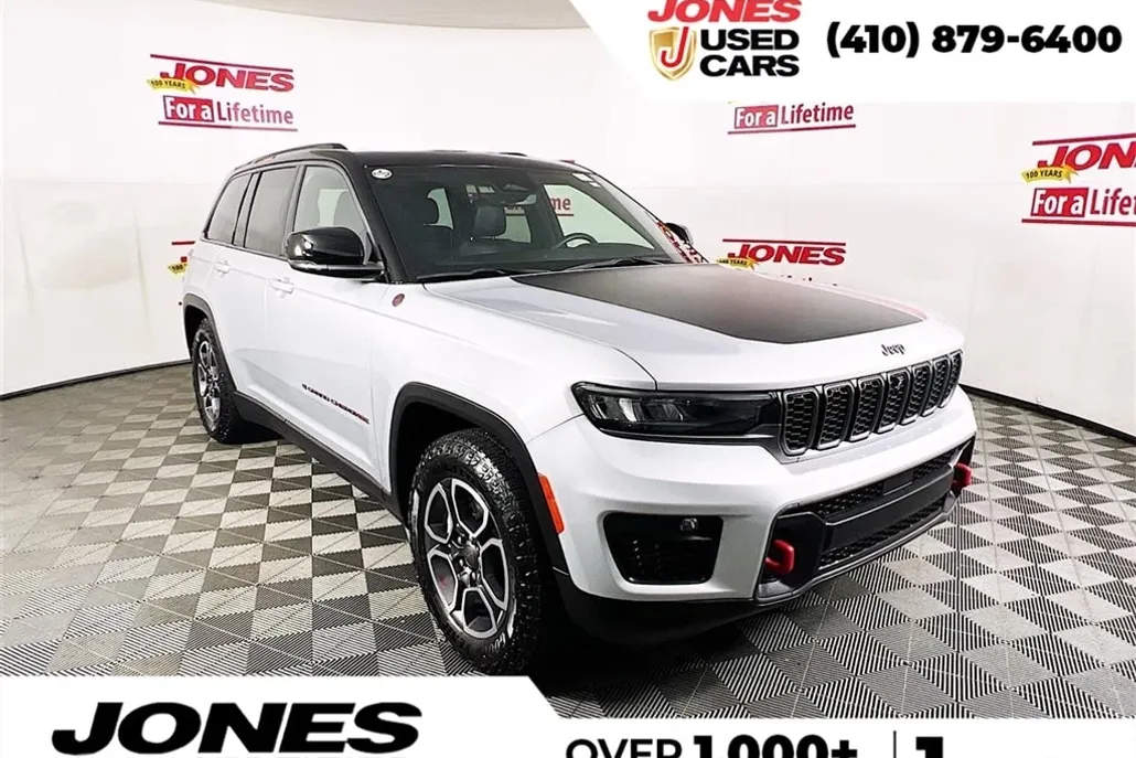 2022 Jeep Grand Cherokee Trailhawk photo 1