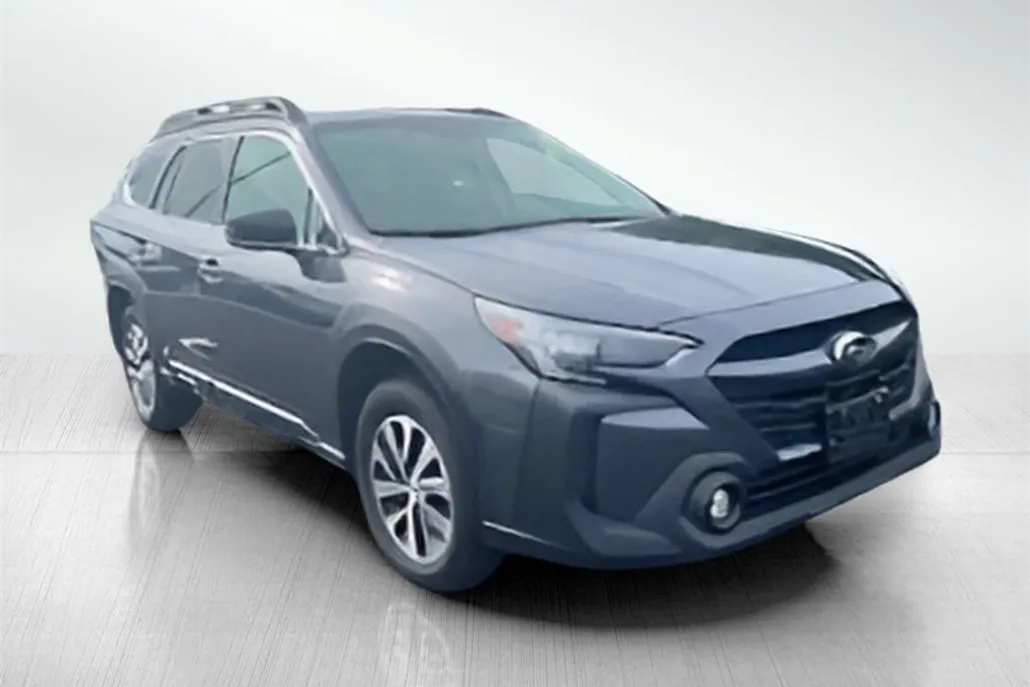 2023 Subaru Outback Premium photo 1