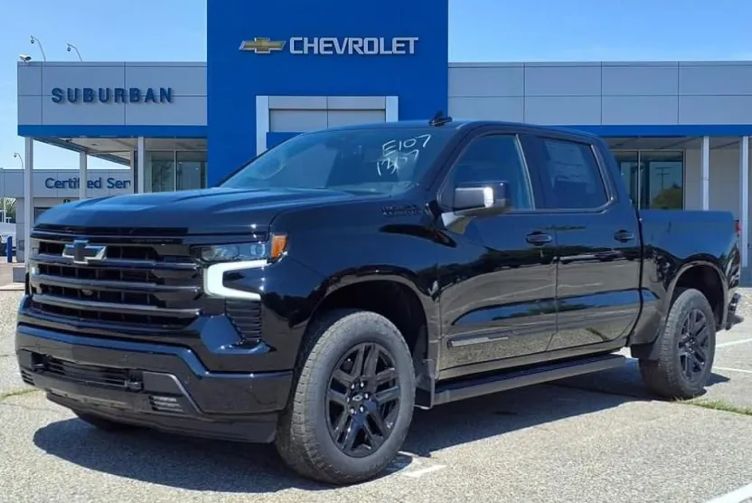 2026 Chevrolet Silverado 1500 High Country photo 1