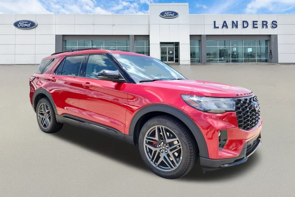 2025 Ford Explorer ST photo 1