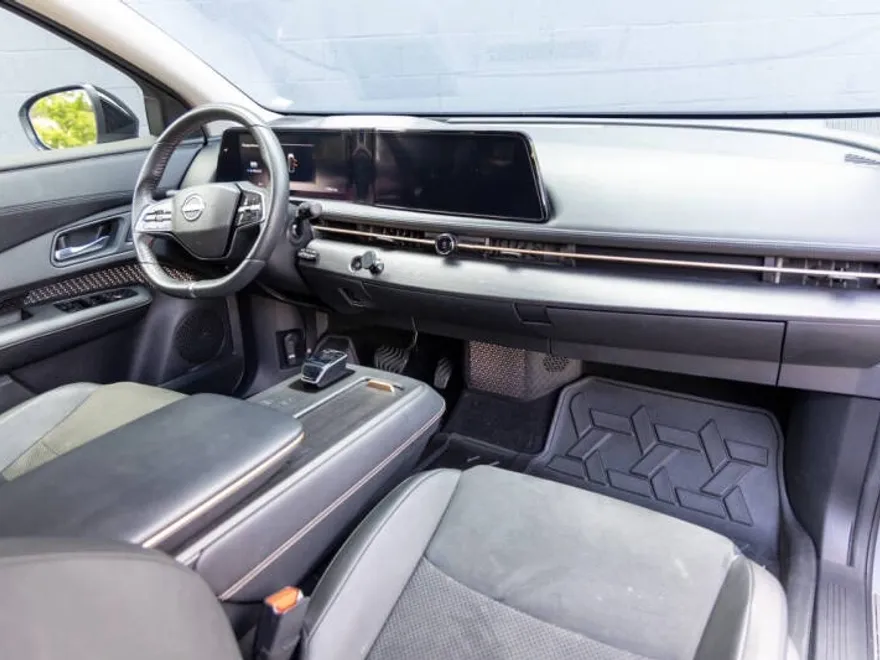 2023 Nissan ARIYA Engage Evolve+ Empower photo 1