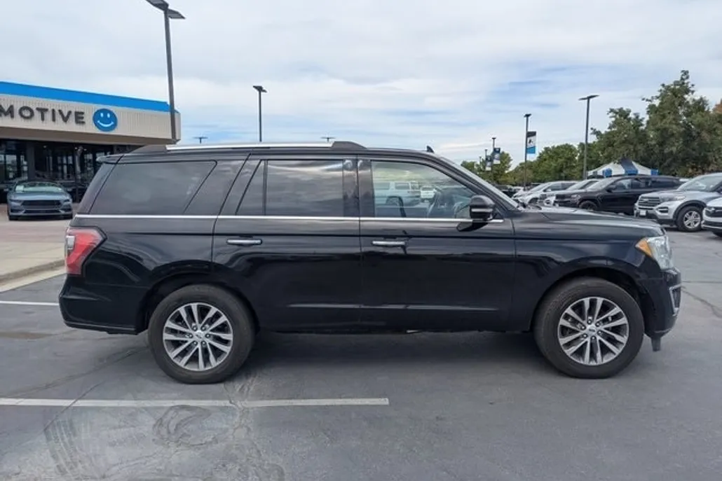 2018 Ford Expedition Limited photo 1