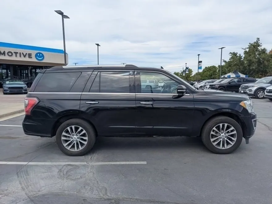 2018 Ford Expedition Limited photo 1