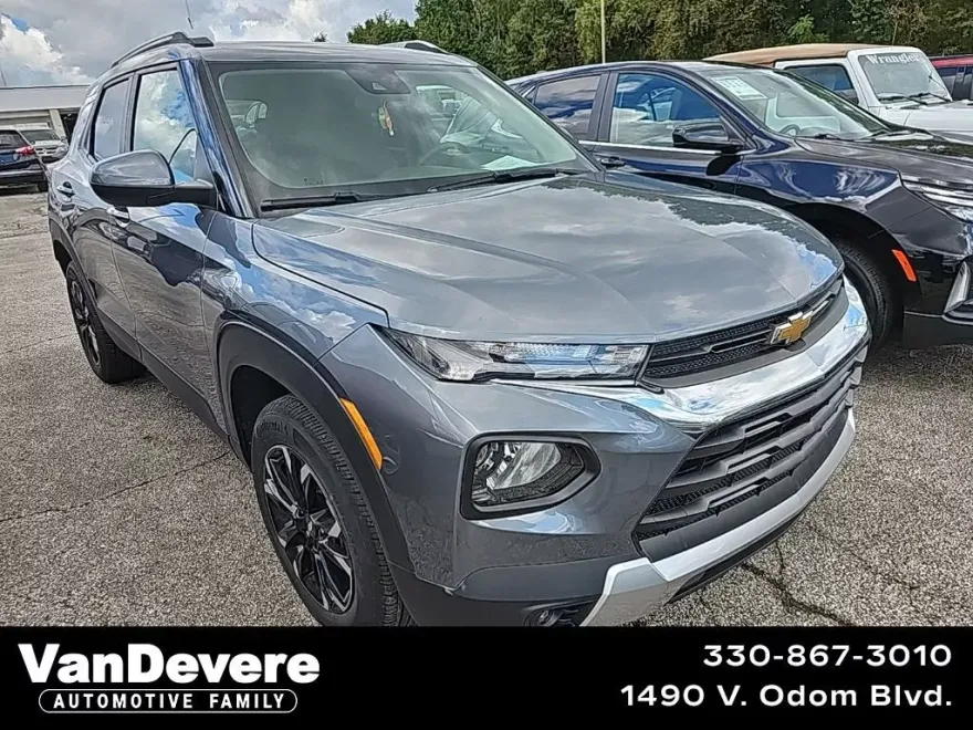 2022 Chevrolet Trailblazer LT photo 1