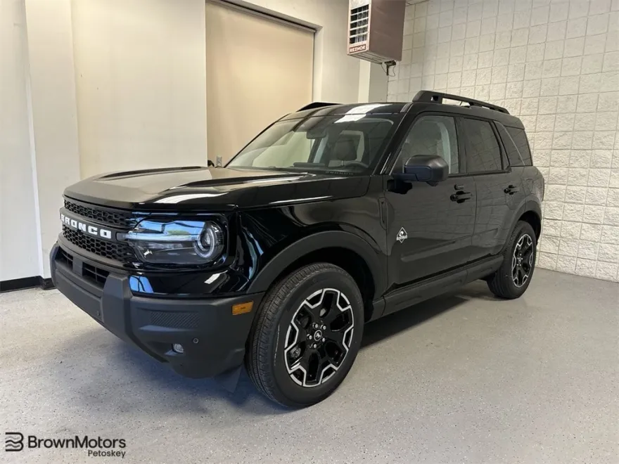 2025 Ford Bronco Sport Outer Banks photo 1