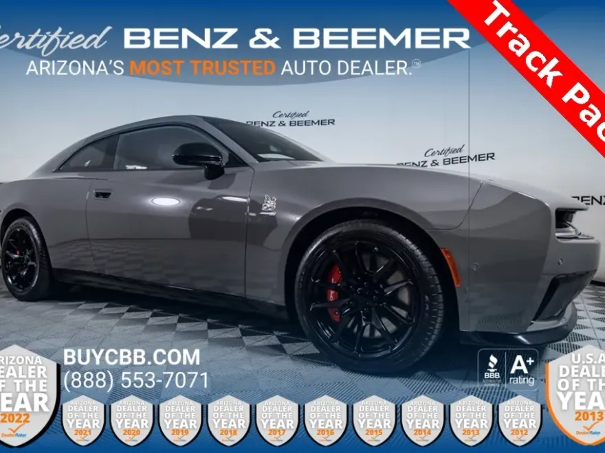 2025 Dodge Charger Daytona Scat Pack photo 1
