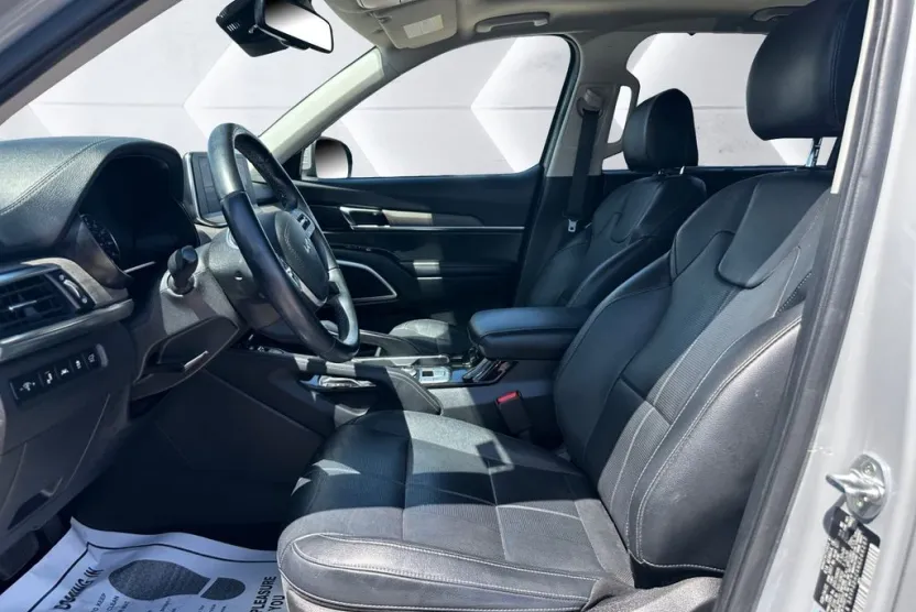 2022 Kia Telluride EX Nightfall Edition photo 1