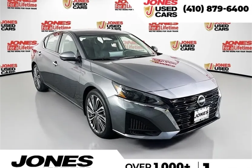 2025 Nissan Altima 2.5 SL photo 1