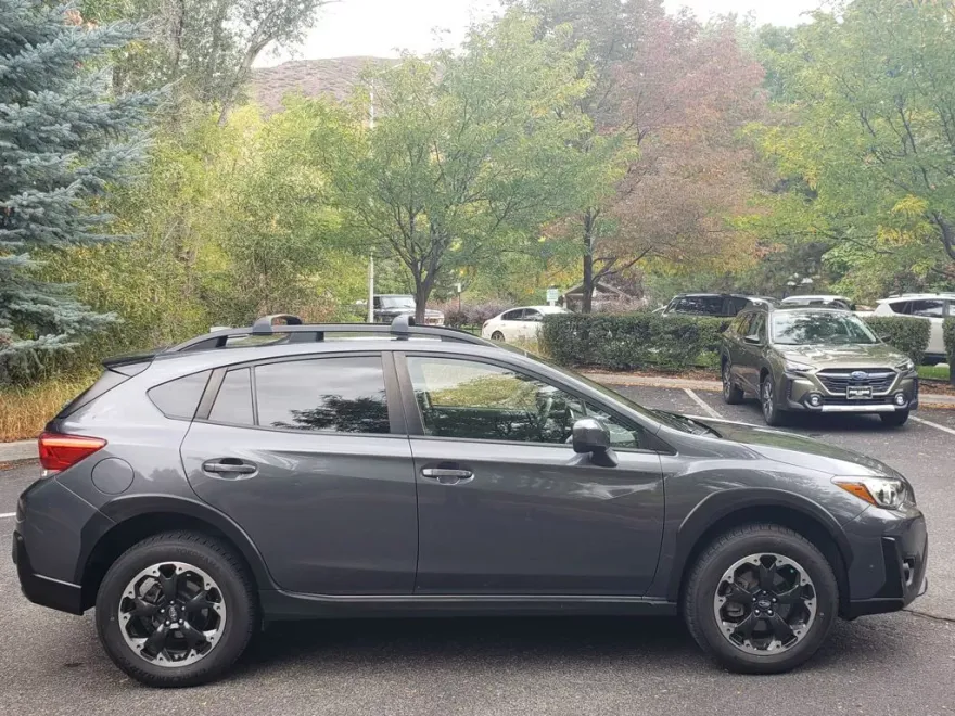 2023 Subaru Crosstrek Premium photo 1