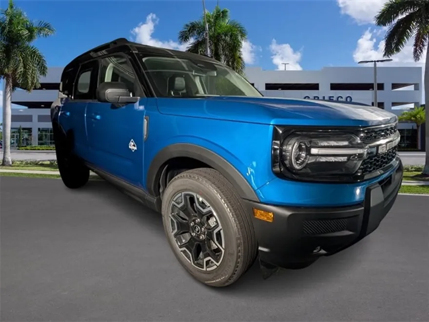 2025 Ford Bronco Sport Outer Banks photo 1