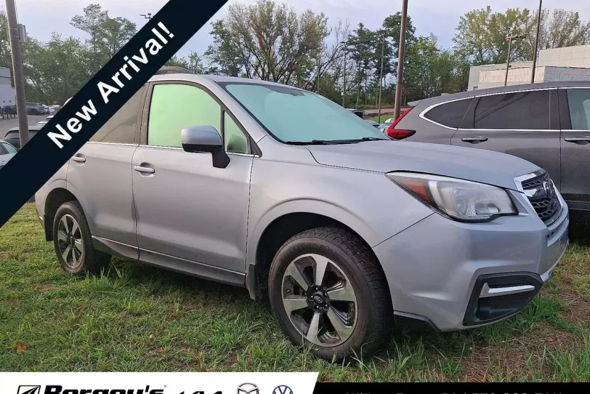 2017 Subaru Forester 2.5i Limited photo 1
