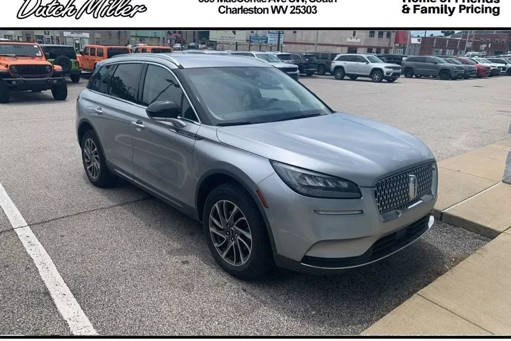 2021 Lincoln Corsair Standard photo 1