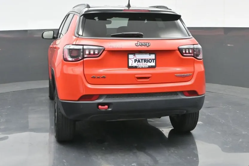 2021 Jeep Compass Trailhawk photo 1