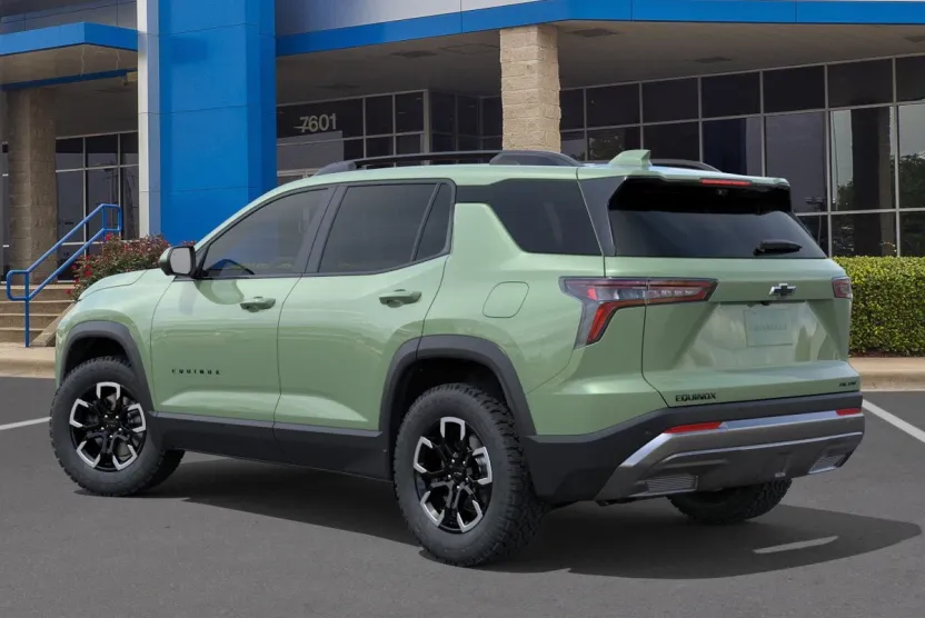 2026 Chevrolet Equinox ACTIV photo 1