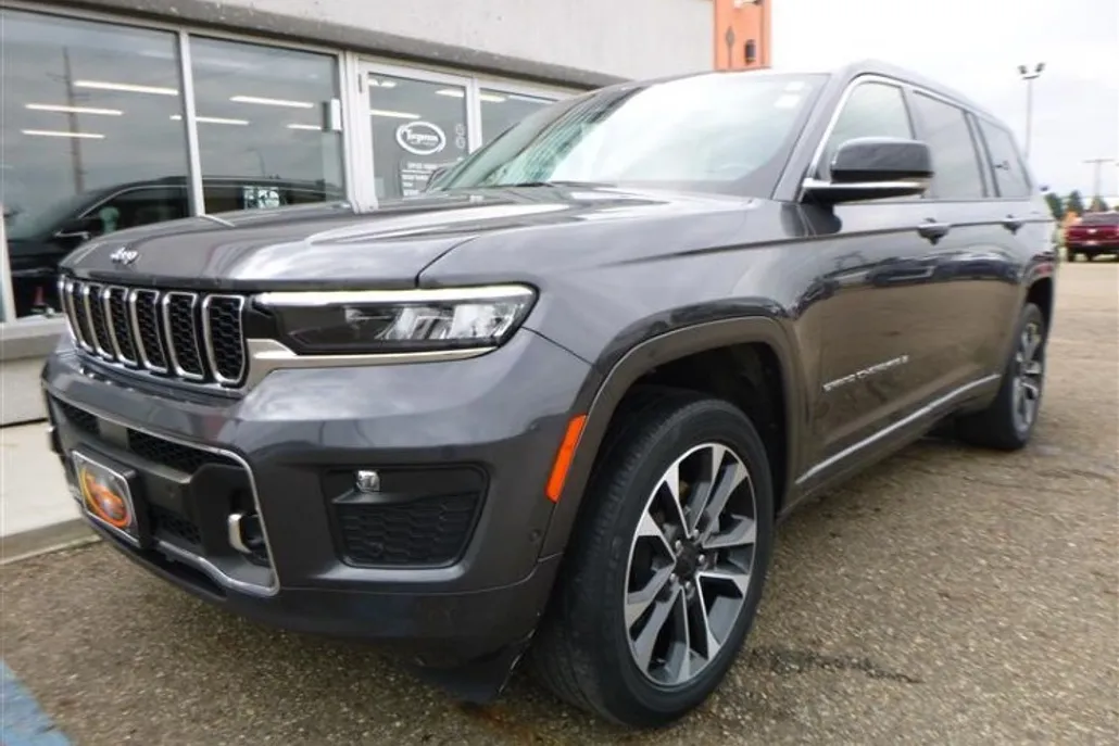 2021 Jeep Grand Cherokee Overland photo 1