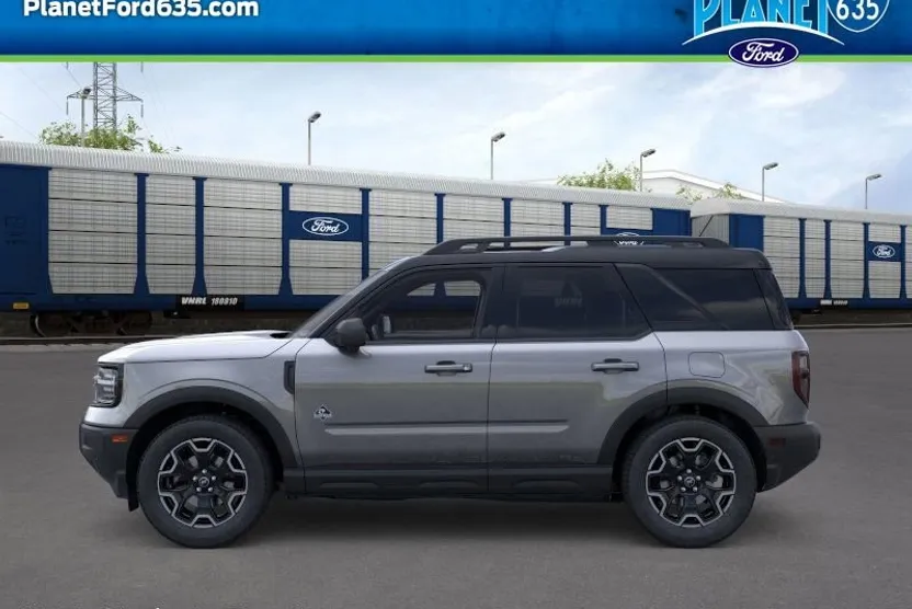 2025 Ford Bronco Sport Outer Banks photo 1