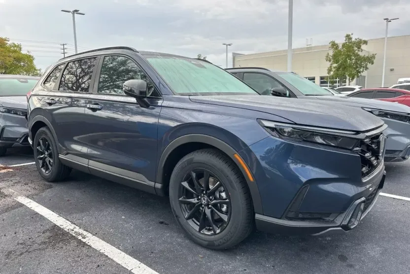 2026 Honda CR-V Hybrid Sport-L photo 1