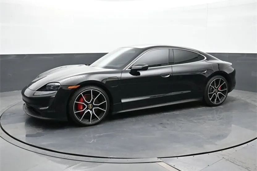 2024 Porsche Taycan 4S photo 1