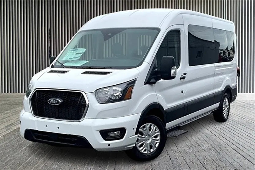 2025 Ford Transit photo 1
