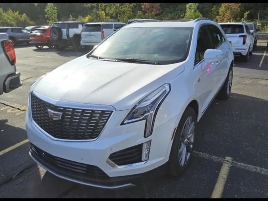 2025 Cadillac XT5 Premium Luxury photo 1