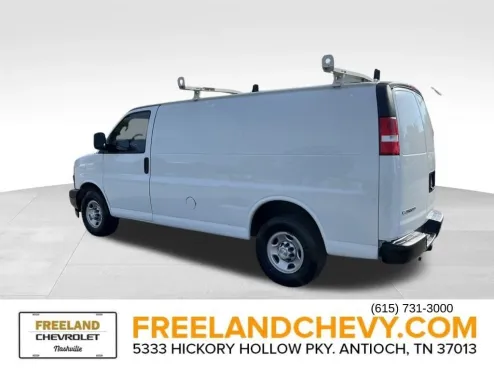 2019 Chevrolet Express Cargo 2500 Van photo 4