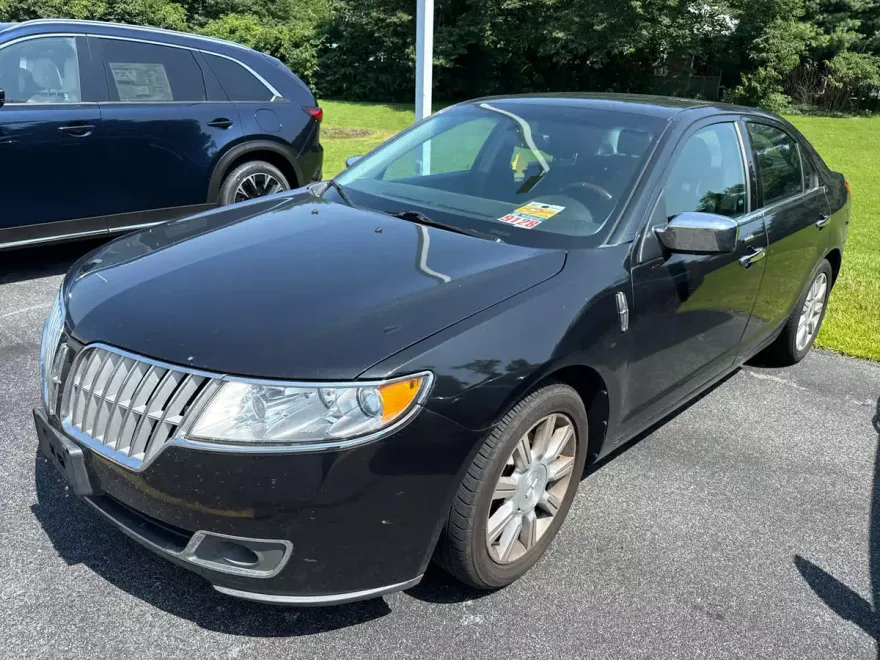 2012 Lincoln MKZ Base photo 1