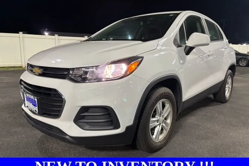 2018 Chevrolet Trax LS photo 1