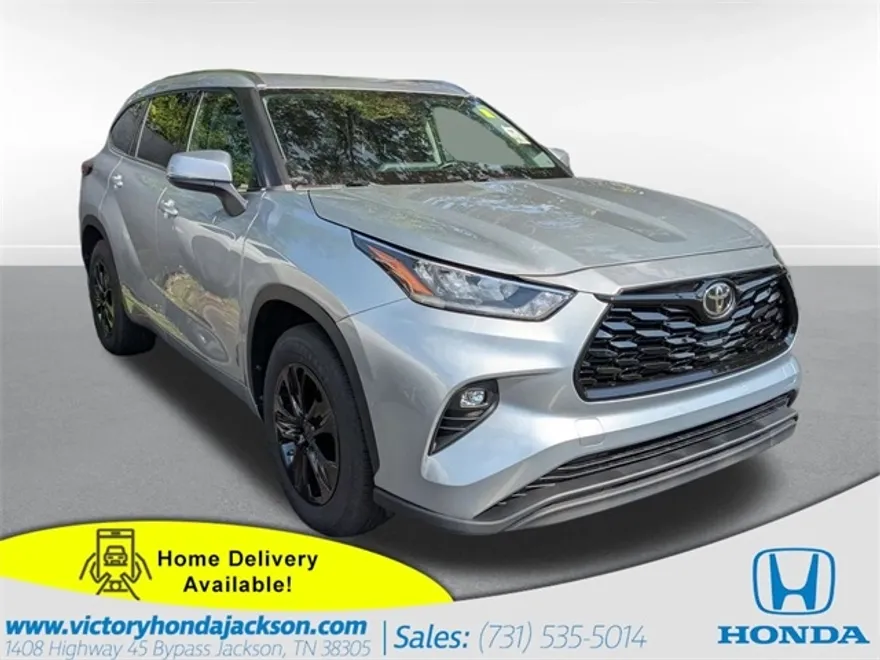2020 Toyota Highlander XLE photo 1