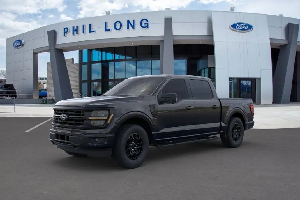2025 Ford F-150 XLT photo 1