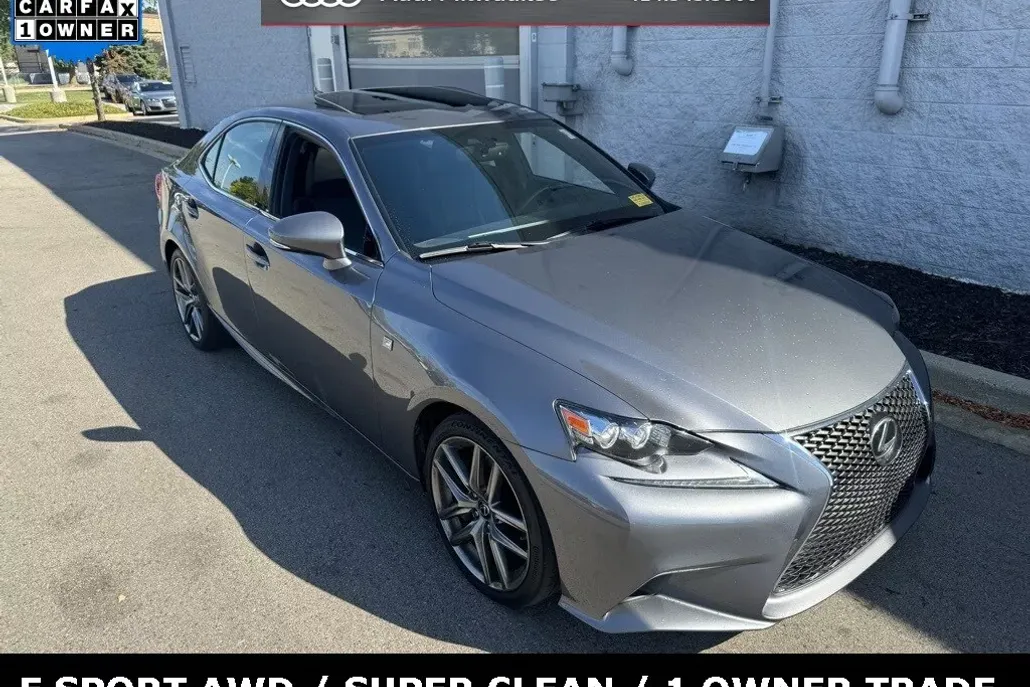 2015 Lexus IS 350 photo 1
