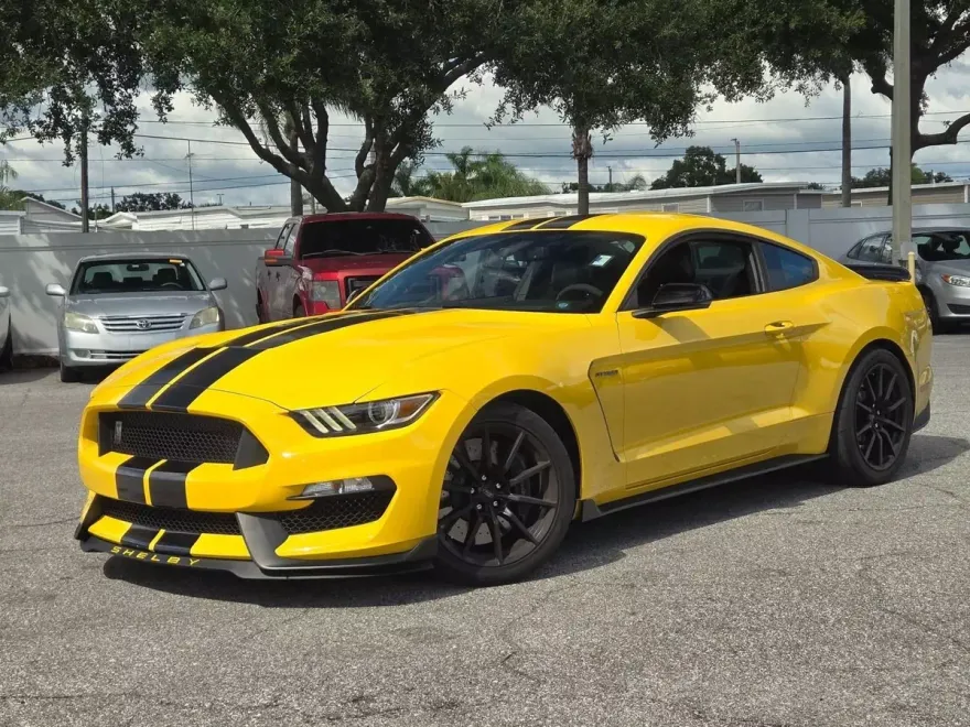 2017 Ford Mustang Shelby GT350 photo 1