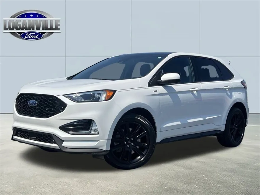 2021 Ford Edge ST photo 1