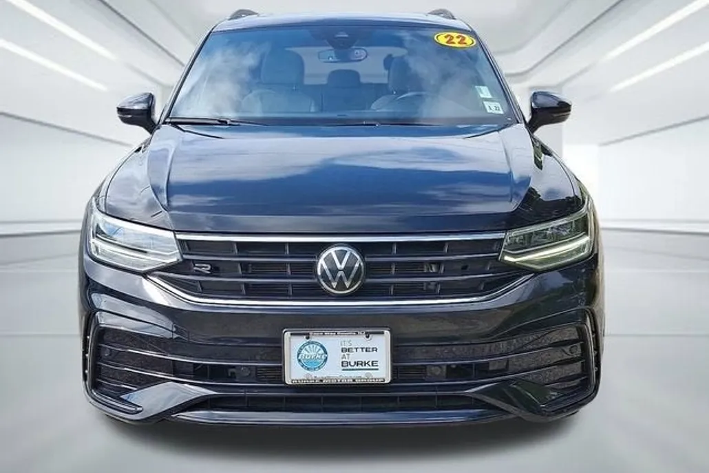 2022 Volkswagen Tiguan SE R-Line Black photo 1