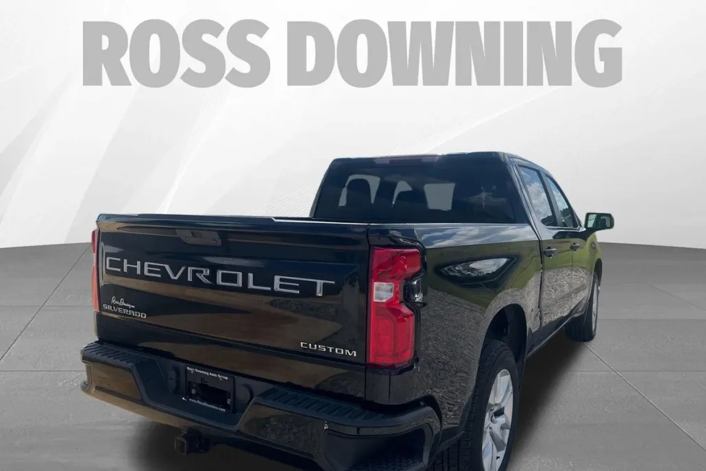 2022 Chevrolet Silverado 1500 Custom photo 1