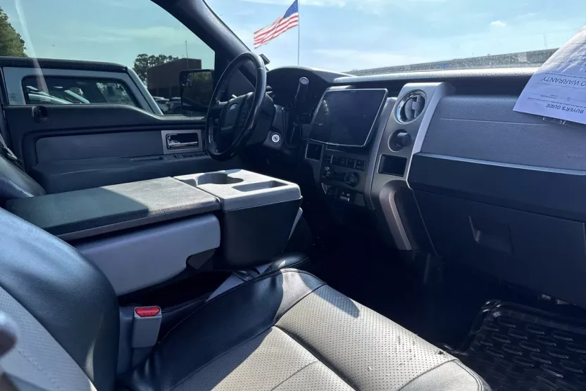 2011 Ford F-150 photo 1