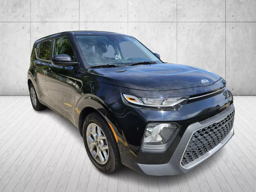 2020 Kia Soul S photo 1