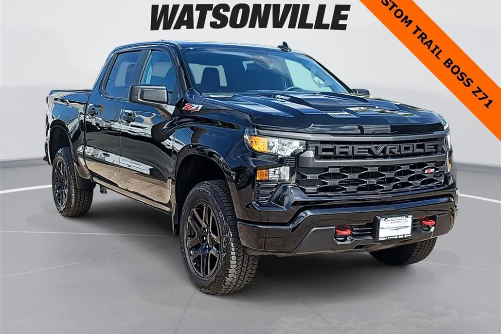 2025 Chevrolet Silverado 1500 Custom Trail Boss photo 1