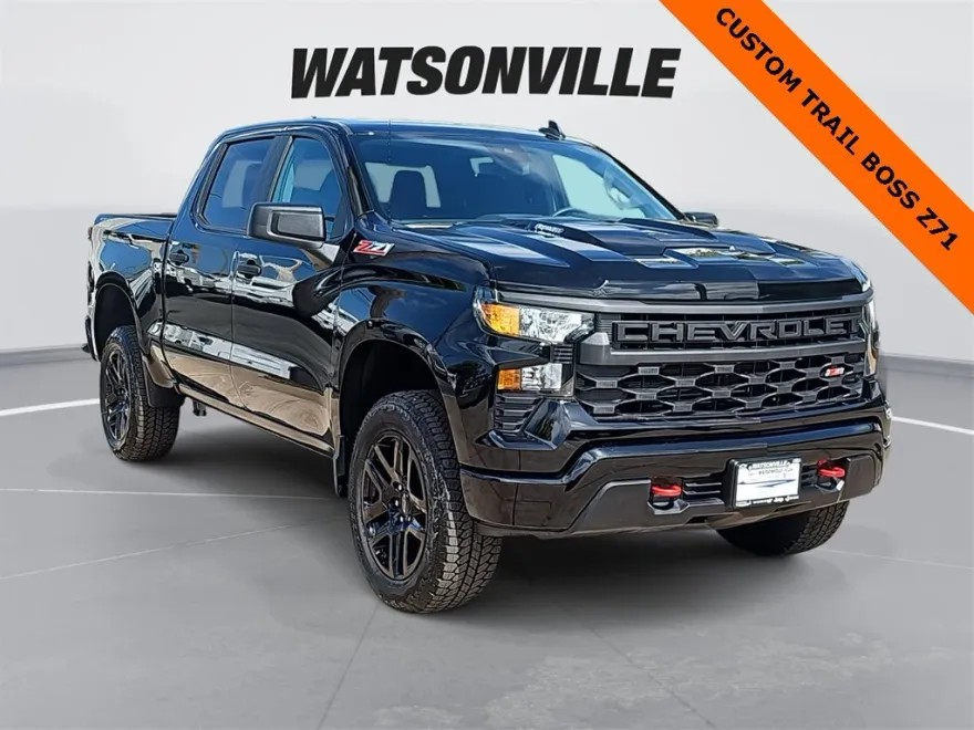 2025 Chevrolet Silverado 1500 Custom Trail Boss photo 1